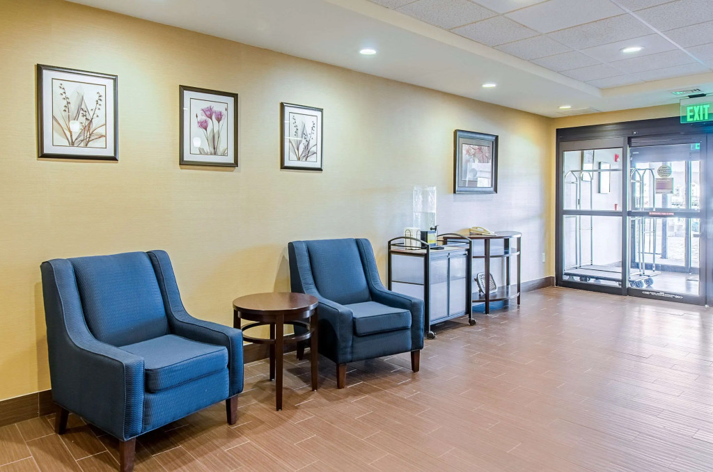 Comfort Suites Wytheville near Conference Center