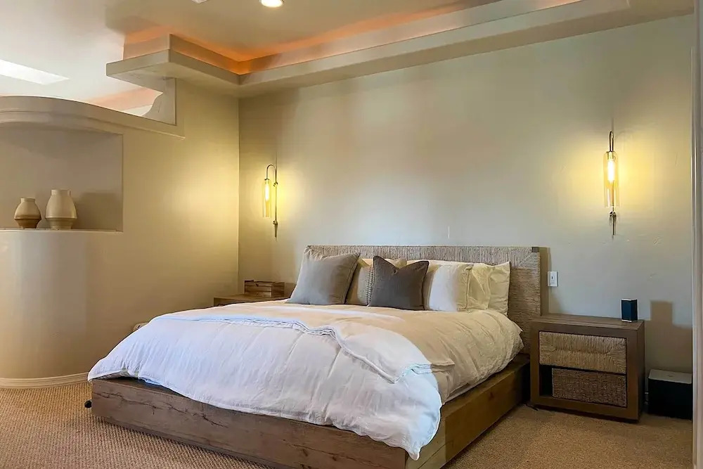 Pool & Rooftop Deck: Luxe Lake Havasu Getaway!