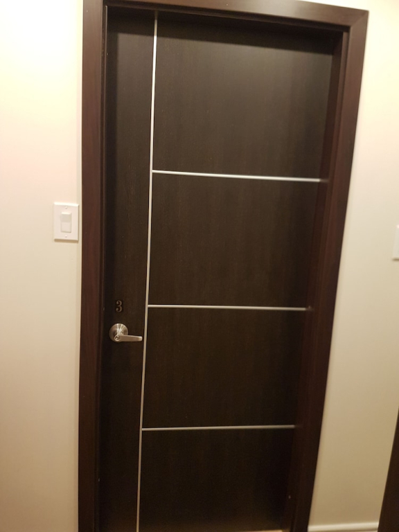 Room in Guest Room - Serene Retreat in Brampton - Private Room With City Views
