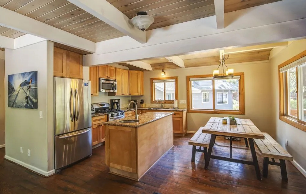 Serene Tahoe Cabin