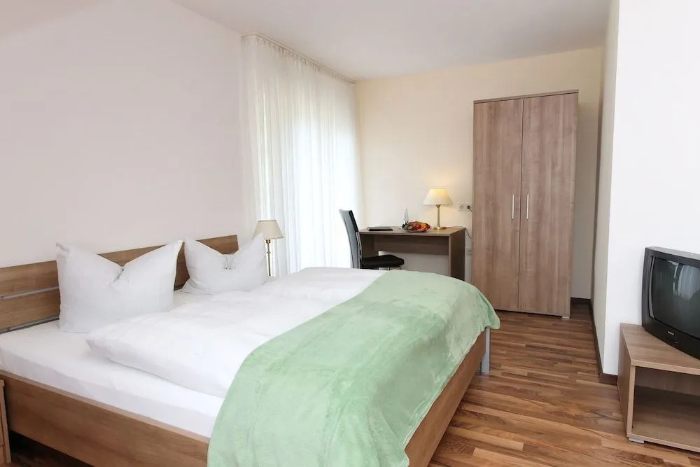 Luckai Hotel & Restaurant Inhaber Dennis Burmann