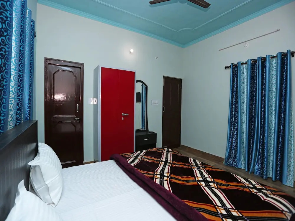 OYO 10855 Home 1BHK Villa Bhimtal