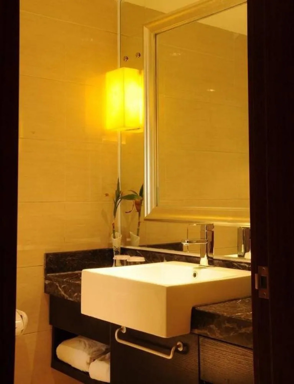 Tuteng Impression Hotel Tiyuan Branch