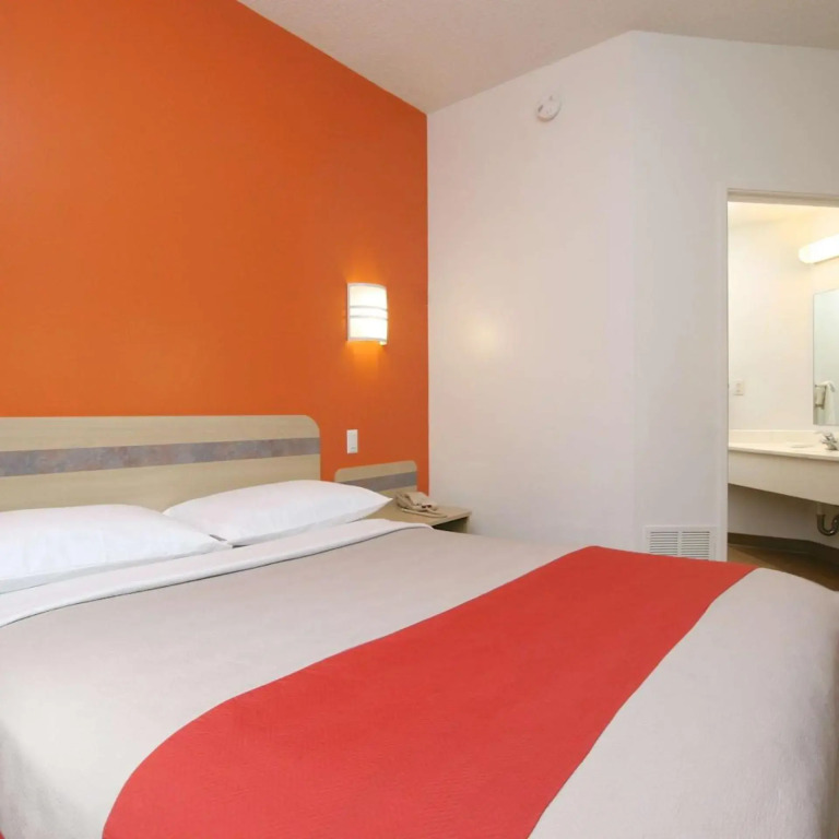 Motel 6-Colchester, VT - Burlington
