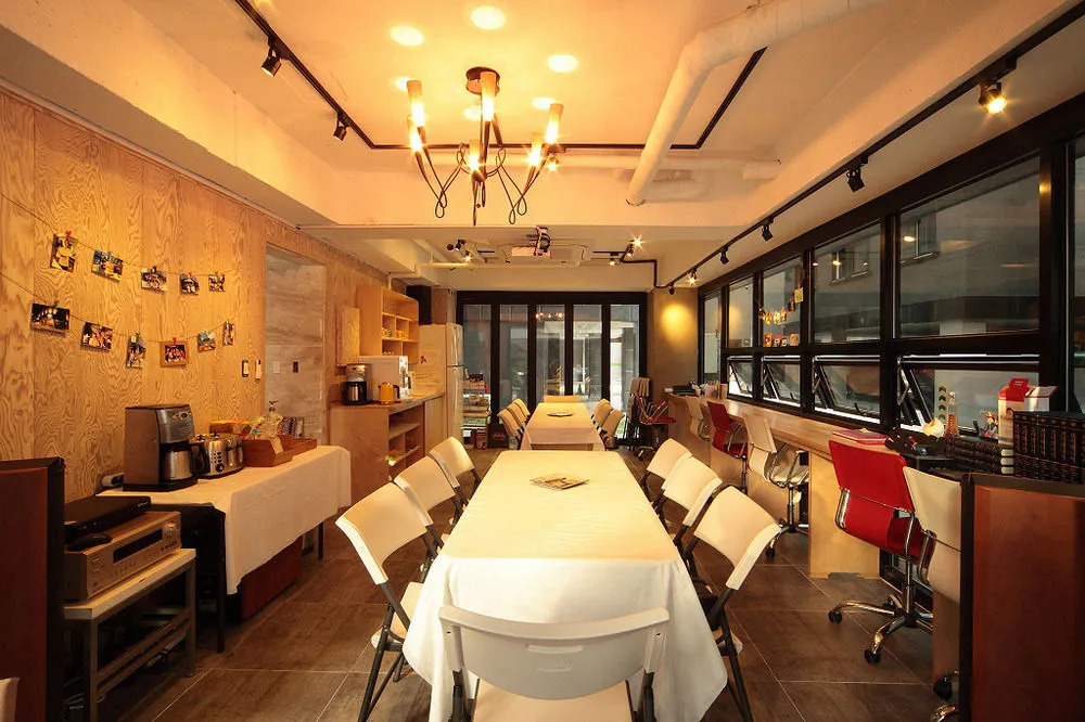 Mono House Hongdae 2