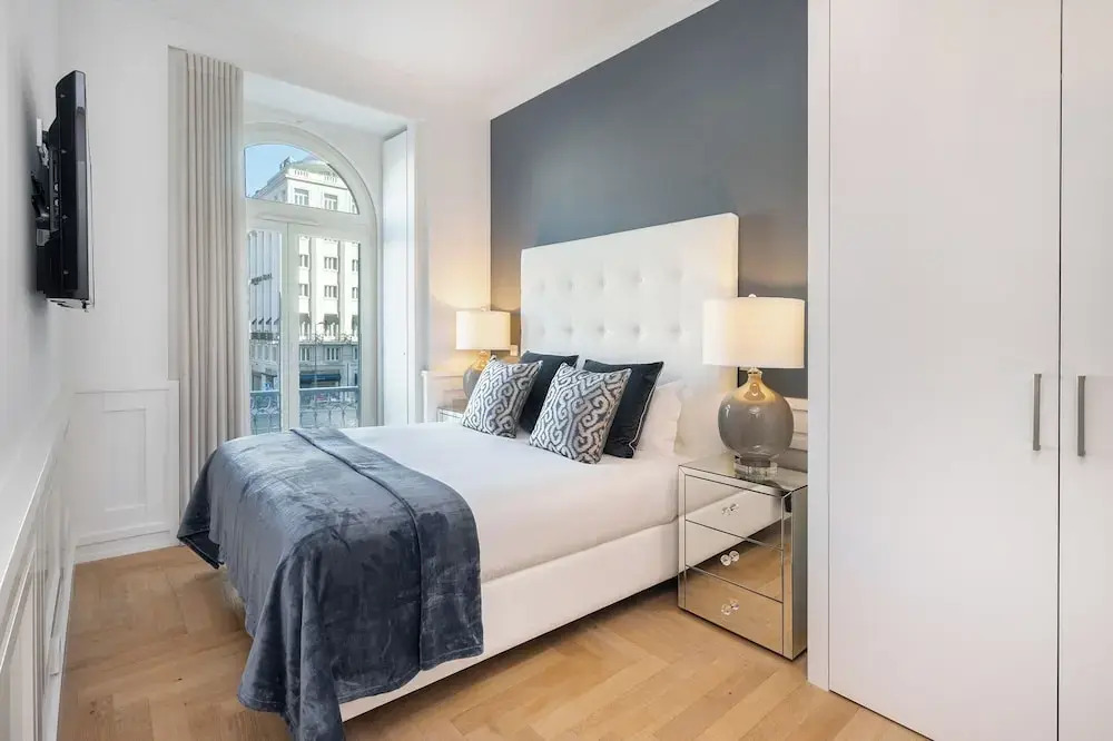 The Boulevard Prime Location & Timeless Luxury