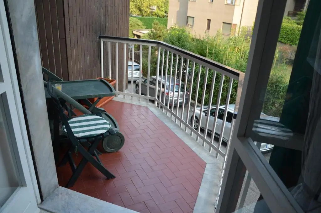 Green Apartment
