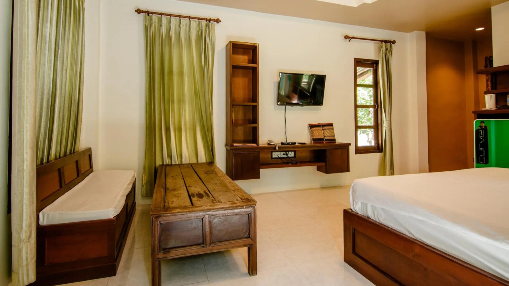 Tong Hotel
