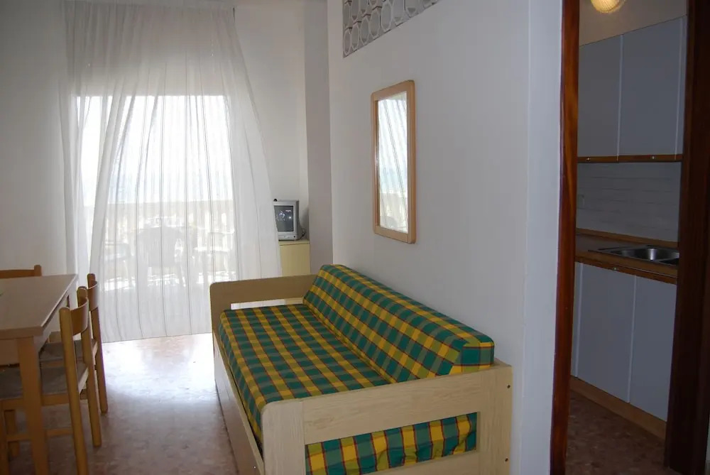 Comfy Seafront Studio With Terrace