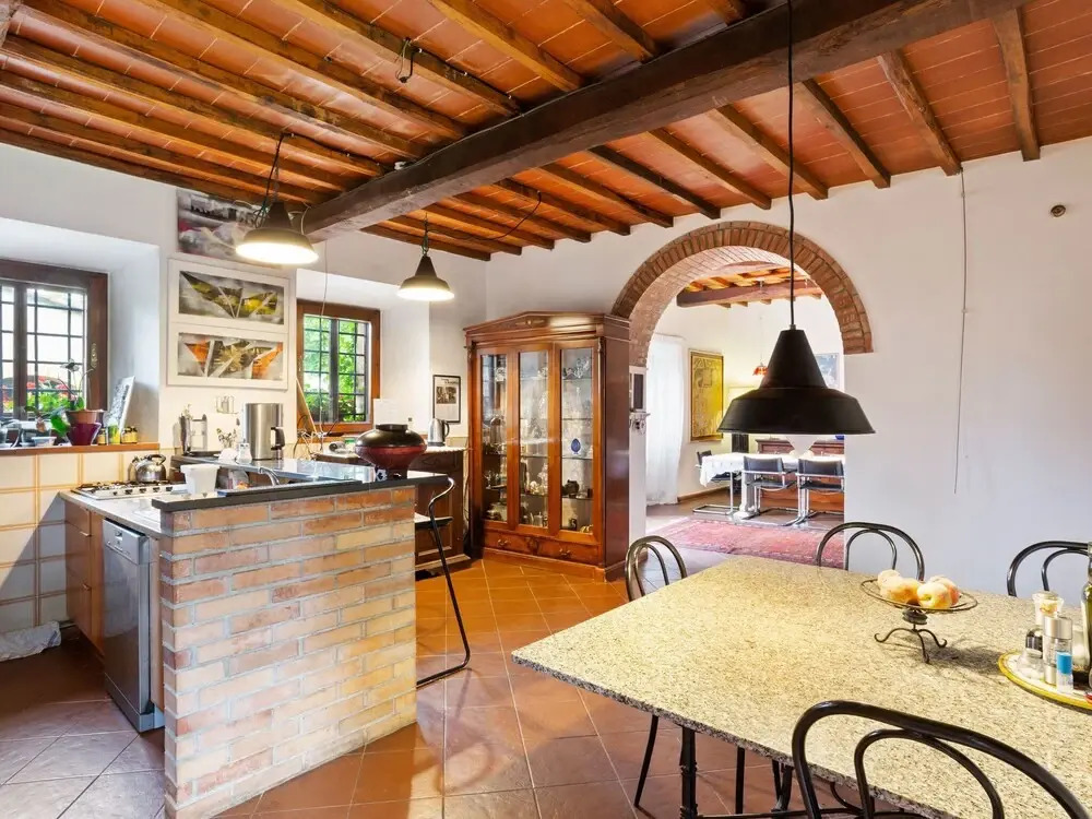 Elegant Villa in Barberino Tarvanelle with Swimming Pool
