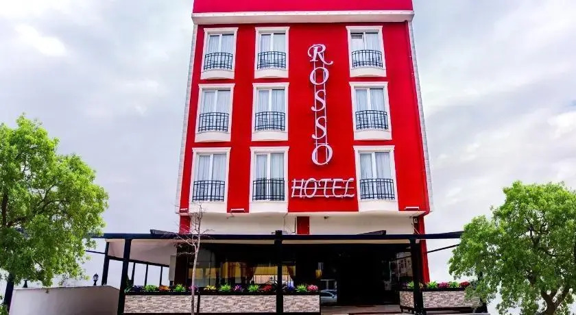 Rosso Hotel