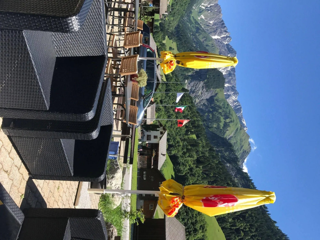 Hotel Sardona