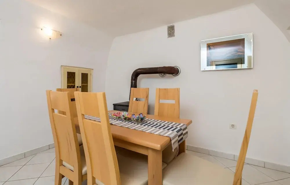 Awesome Home in Moscenicka Draga With Outdoor Swimming Pool, Wifi and 3 Bedrooms