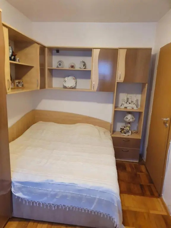 Apartament Strada Trandafirilor