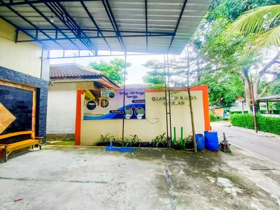 RedDoorz Syariah at Graha Adi Karya Kartasura