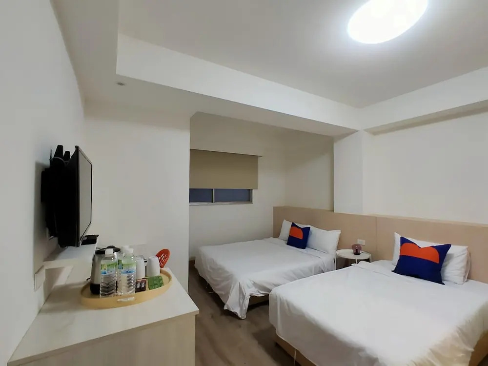 Hotel Huru House