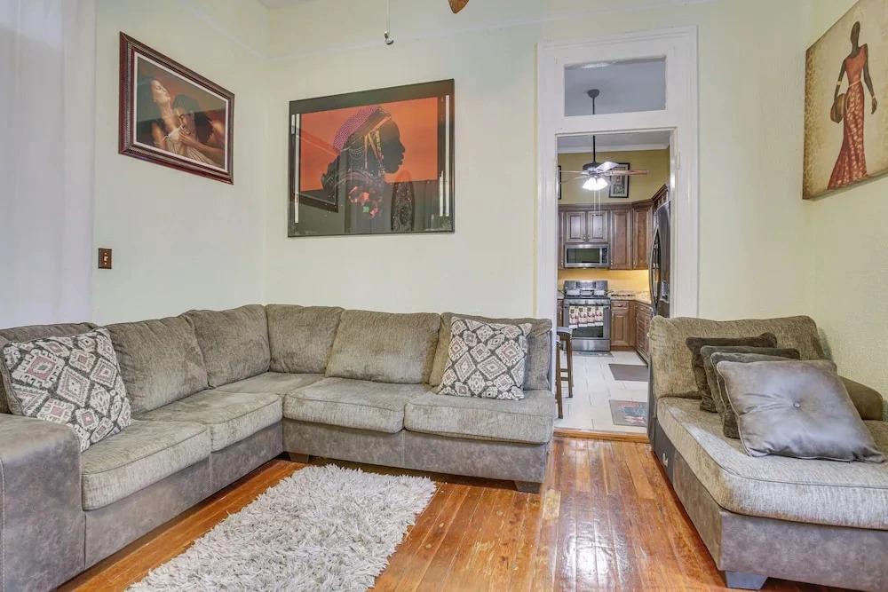 Nola Home w/ Front Porch ~ 1 Mi to French Quarter