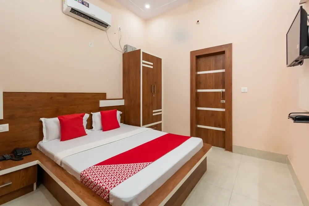 OYO 44100 Green Valley Lodge
