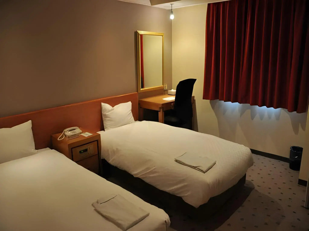 Kanku Izumiotsu Washington Hotel