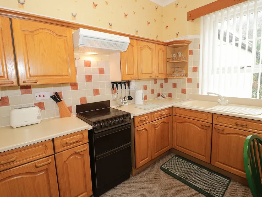 Garth House Apartment 2