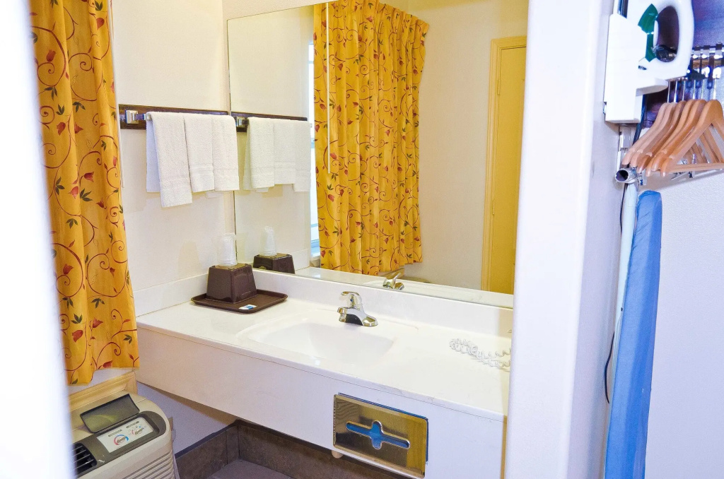 Texas Inn and Suites RGV