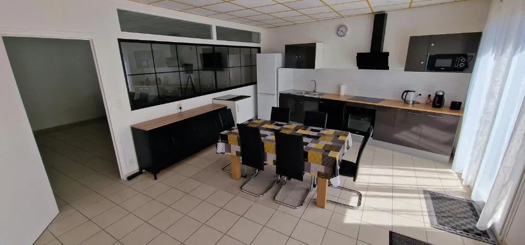Aerouant - Maison spacieuse pour 8 personnes sur 3 étages Idéal famille entreprises