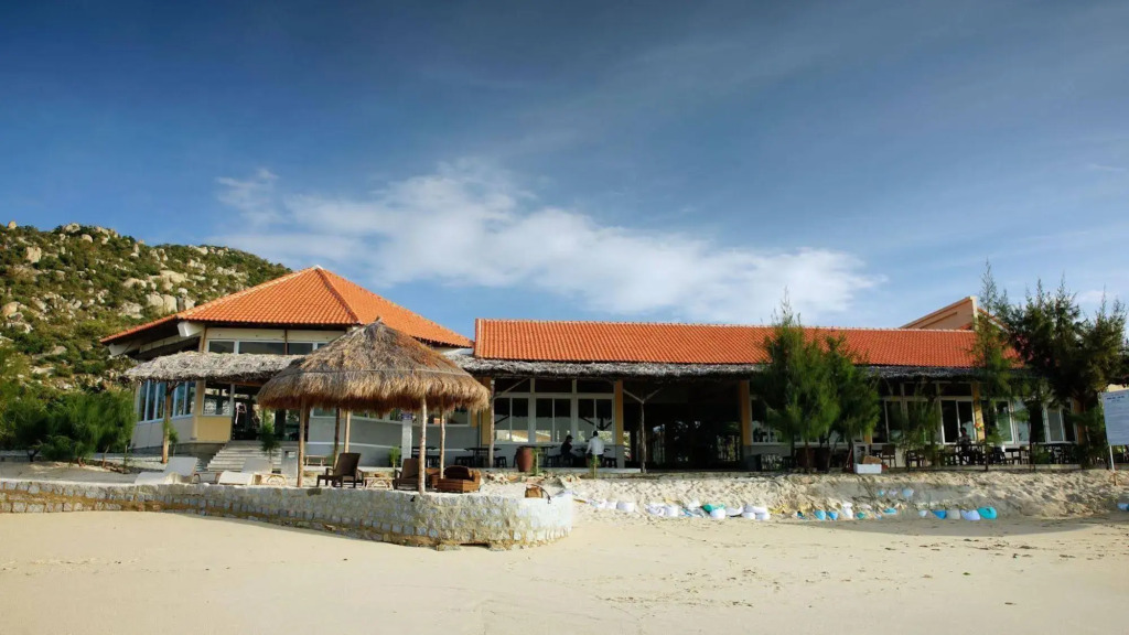 Hòn Cò Resort - Cà Ná