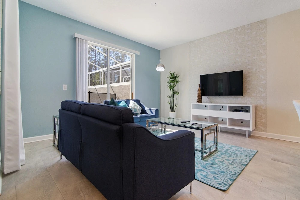 Champions Gate 870 - 4 Bedroom Townhome w Private Splash Pool