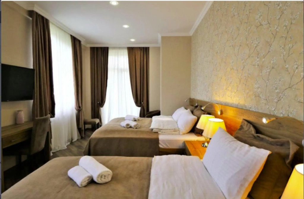 Luxury 5 Rooms ApartHotel in Tbilisi Center