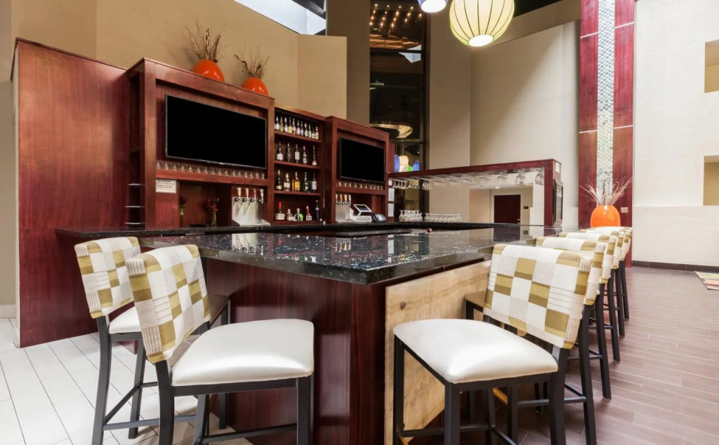 Holiday Inn Hotel & Suites Oklahoma City North by IHG