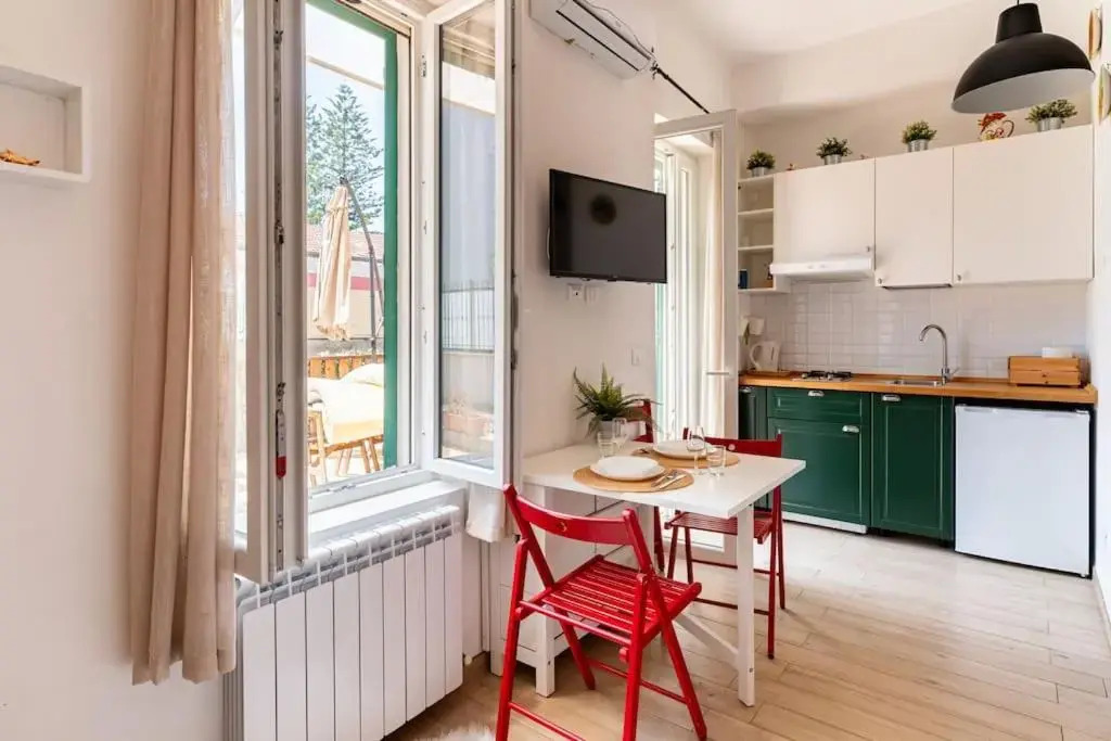 EasyHome Viva ITALIA with garden in 1 min from sea