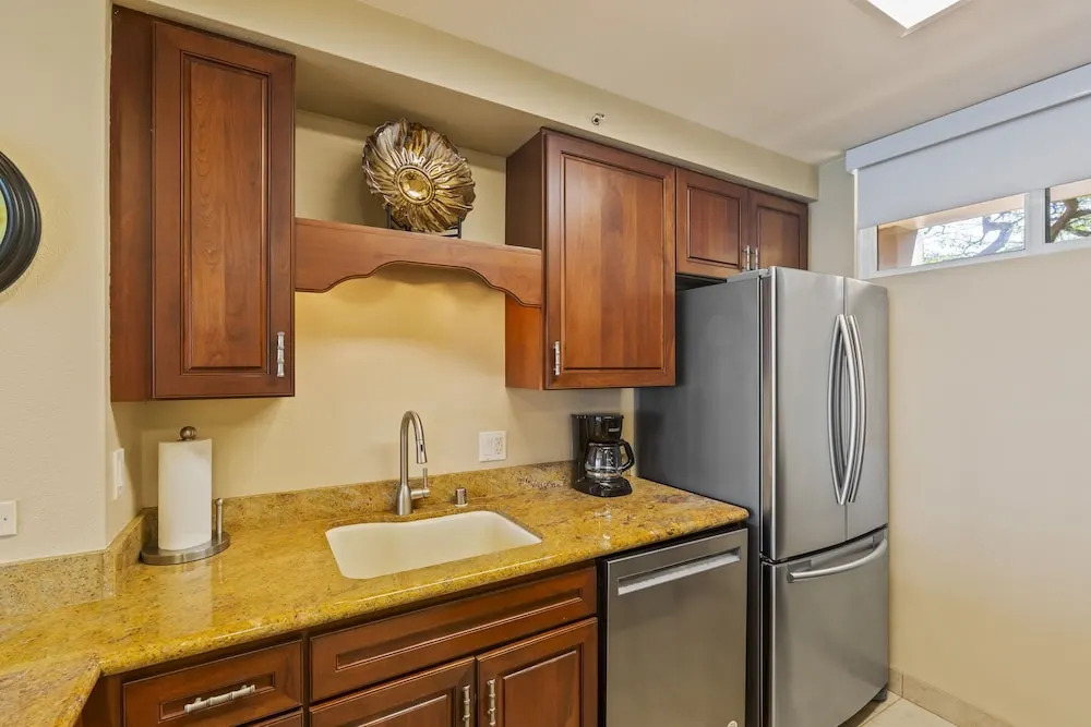 110 Kaanapali Shores Place, #405