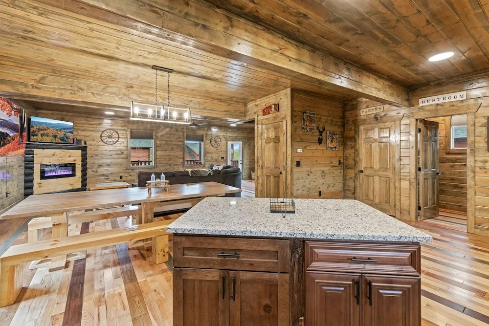 Cabin w/ Hot Tub & Game Room in the Smokys!