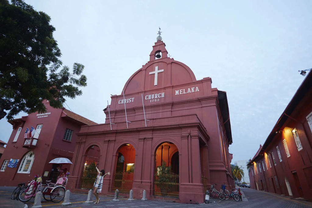 1825 Gallery Hotel