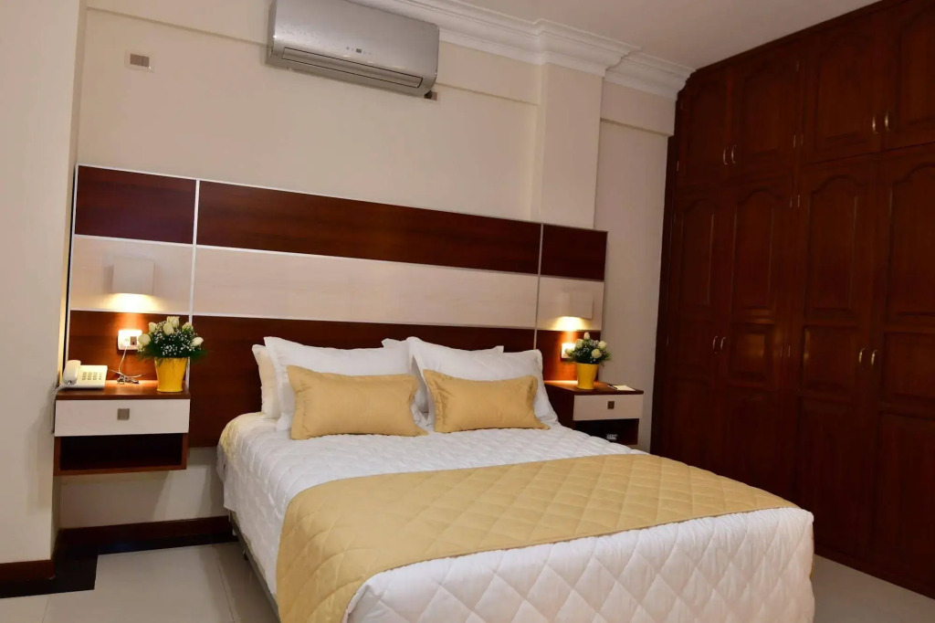 Prince Hotel
