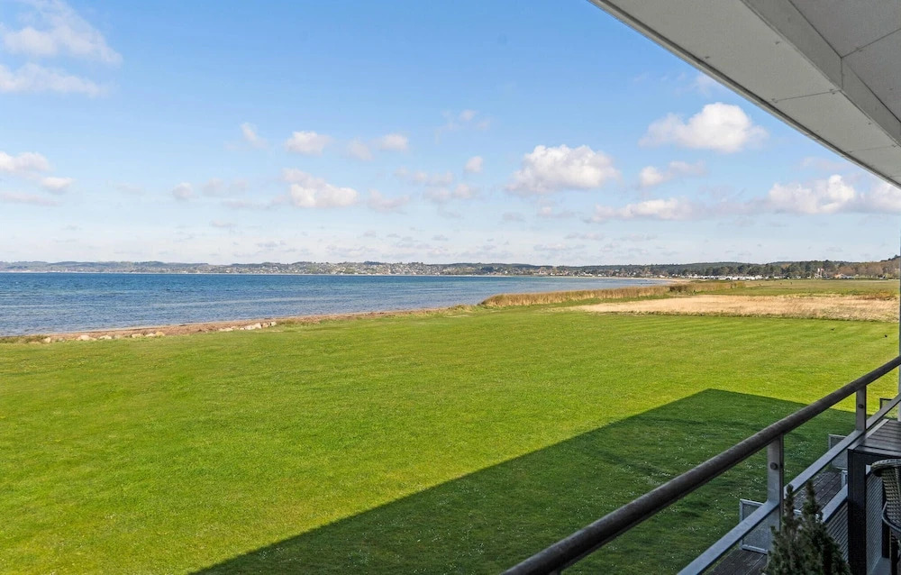 Nice Apartment in Ebeltoft With 2 Bedrooms, Sauna and Wifi
