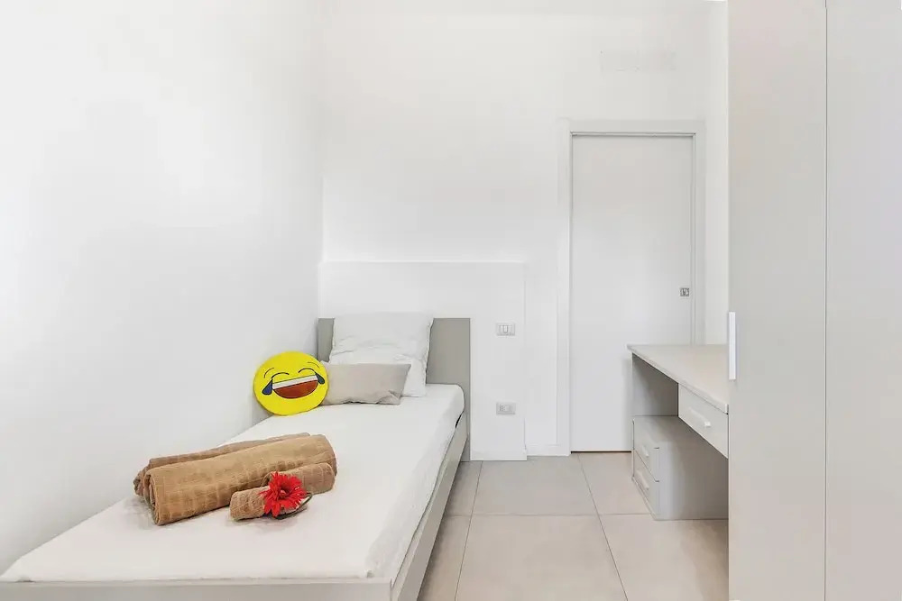 Alessia's Flat - Caroli