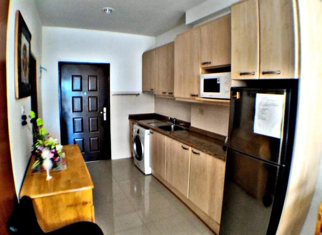 Large Studio,Fantastic Sea View, 55 m2 Jomtien beach.100m Beach. Swimming Pool.