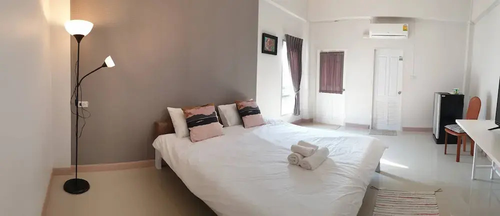 Prinya house ปริญญา เฮ้าส์