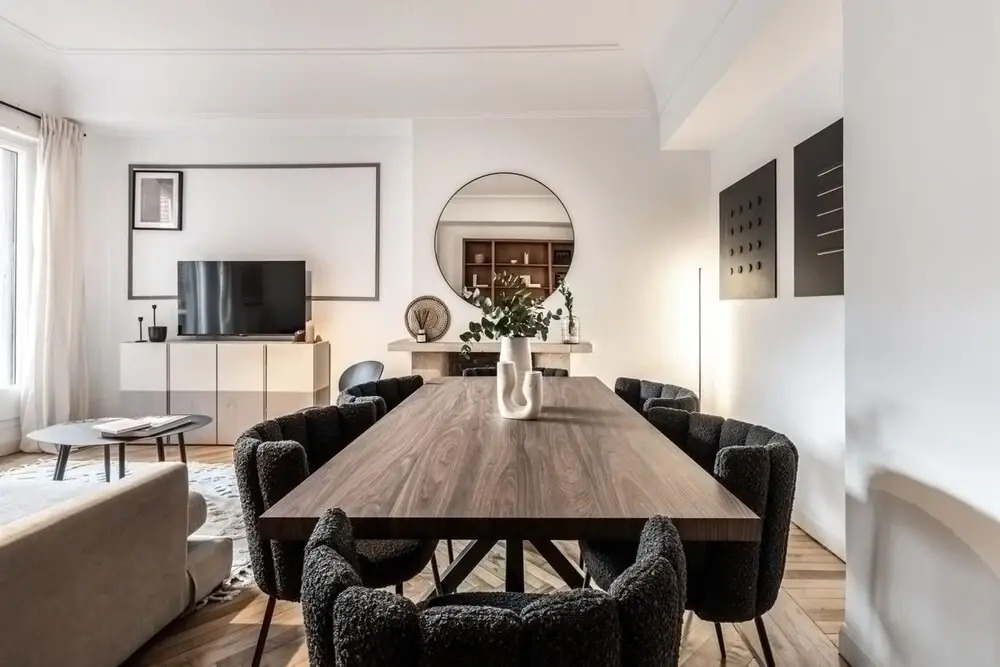 Real - 3 Bedroom and Terrace in Almagro