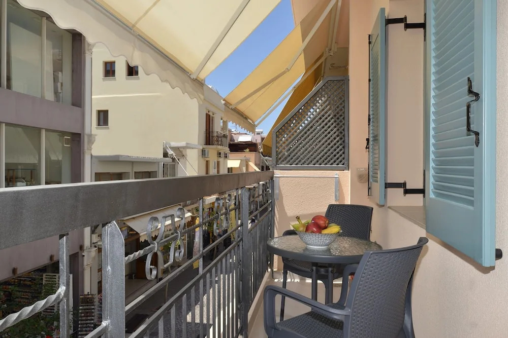 Amara Porto Living