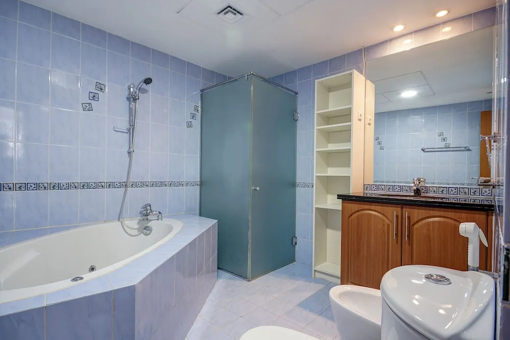 The Waves by Deluxe Holiday Homes