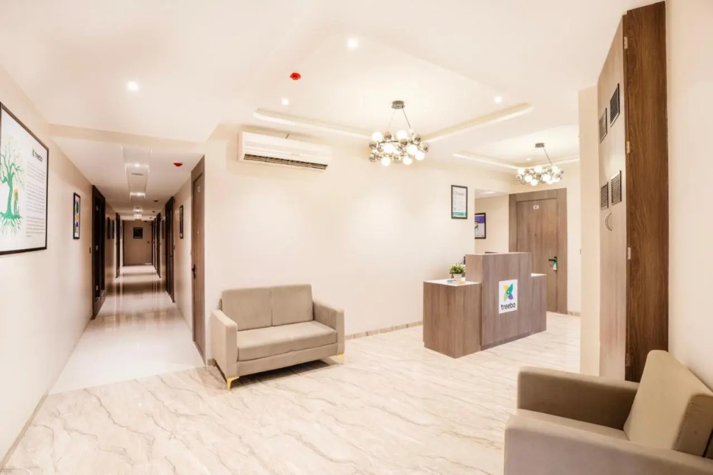 Treebo Vro Boutique, Andheri East