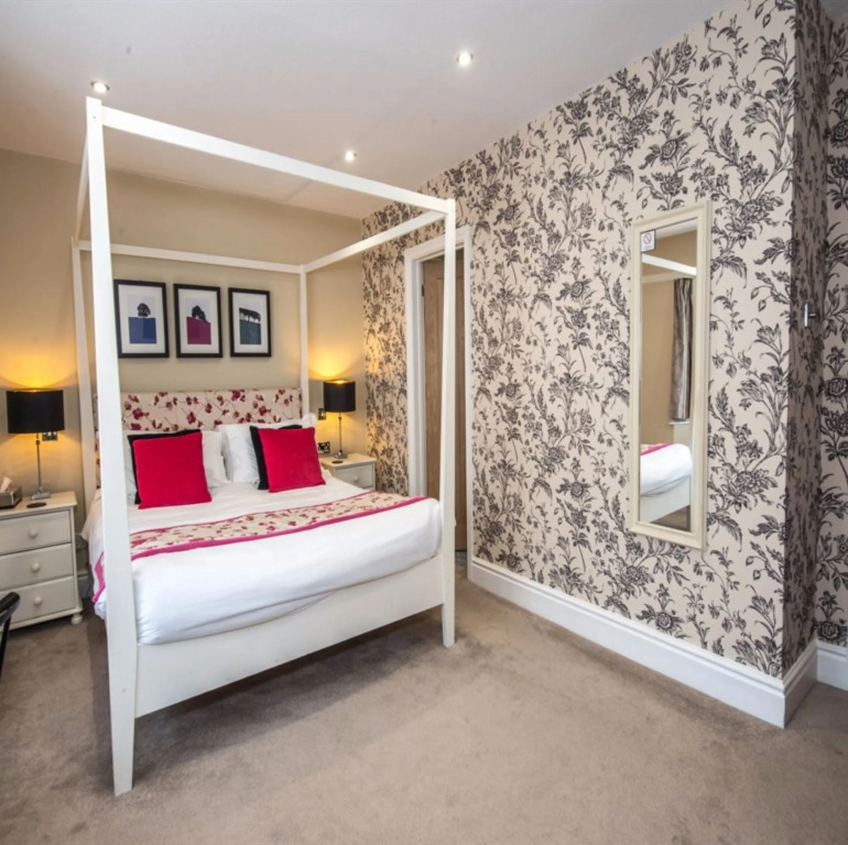 The Lansdowne Boutique Rooms with Breakfast