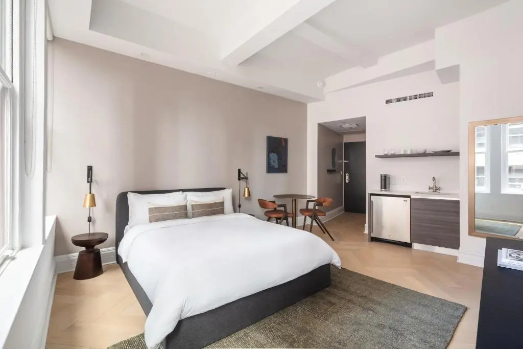 Flatiron Hotel