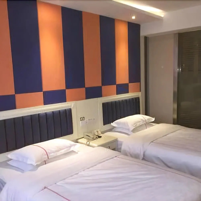 Super 8 Hotel