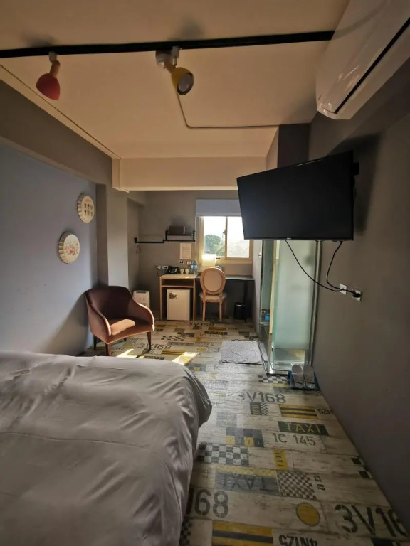 Slow Wow Hot Spring Hotel