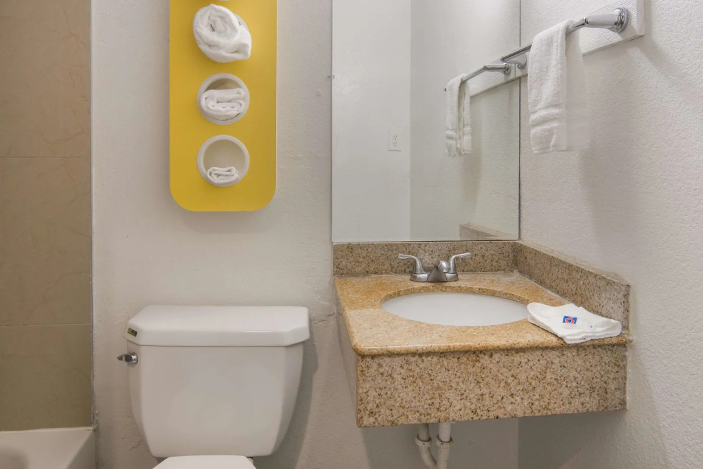 Motel 6-Fort Worth, TX - Seminary