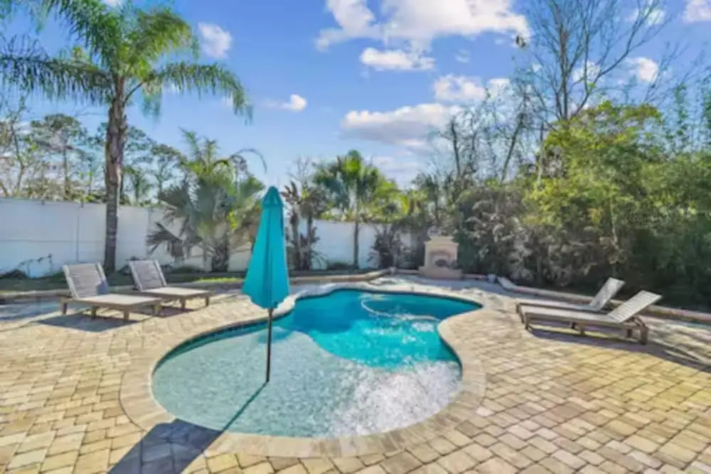 Spacious Coastal Home in St. Augustine Pool, Outdoor Oasis & Private Suite