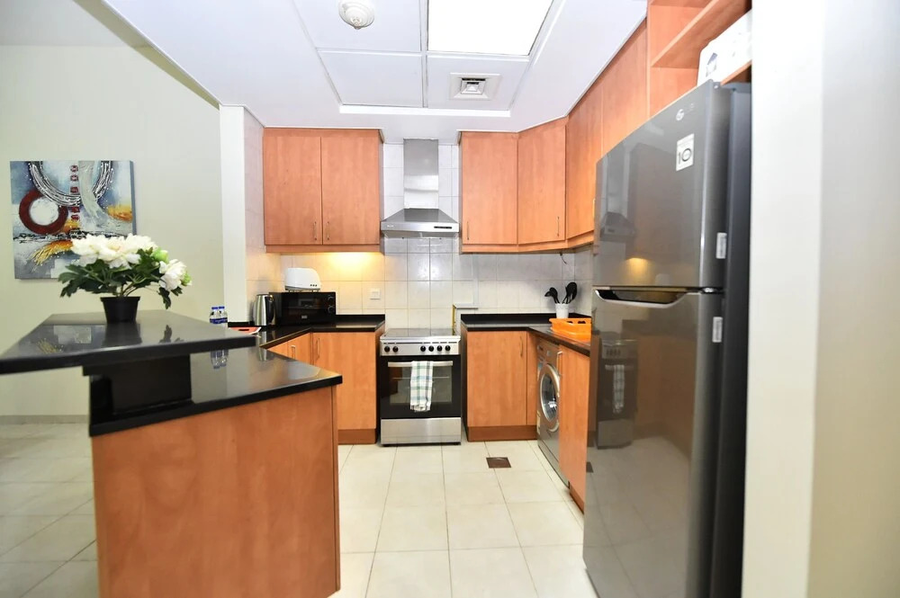 BRID - Spacious 1 Bed with garden view